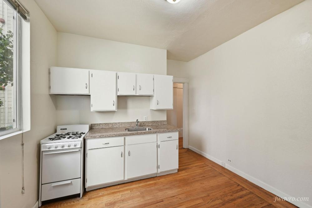 Pine Street & Jones Street - Photo 2 of 11
