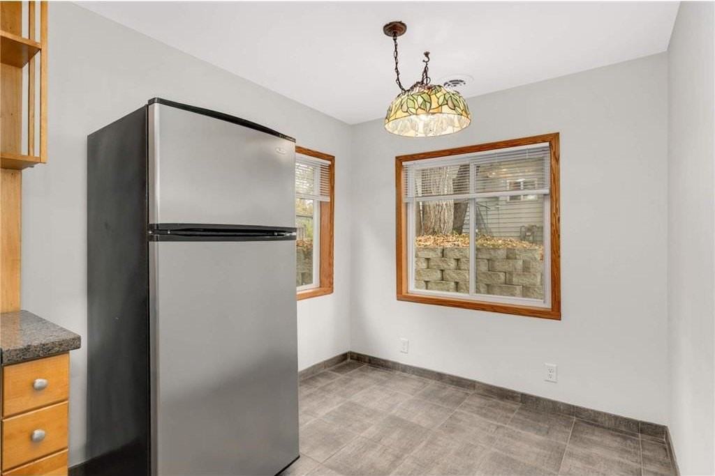 2340 Ives Ln N - Photo 5 of 17