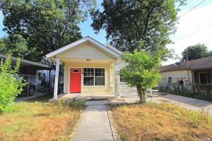 featured image of 319 Noria St