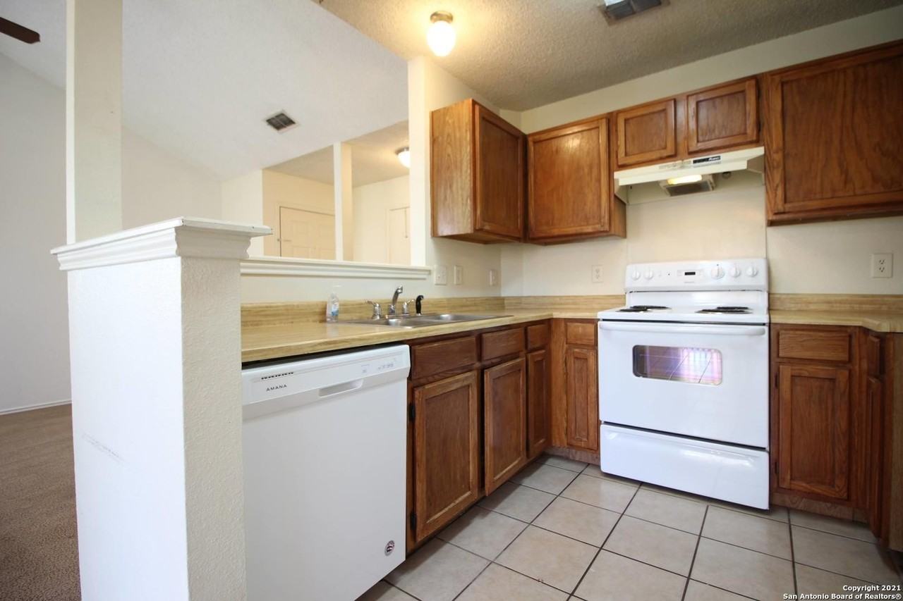 7454 Rimhurst - Photo 7 of 19