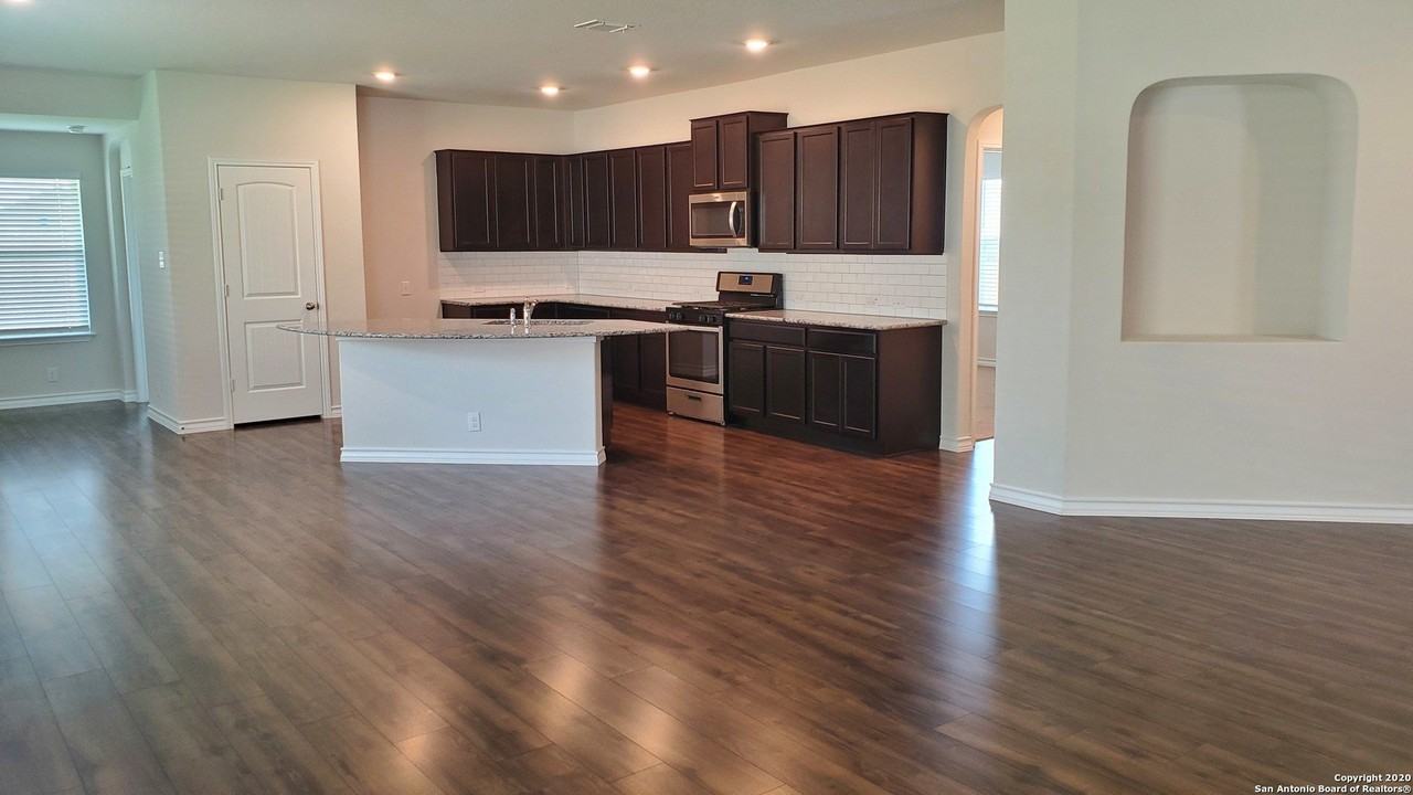 156 Harley Hay - Photo 7 of 34