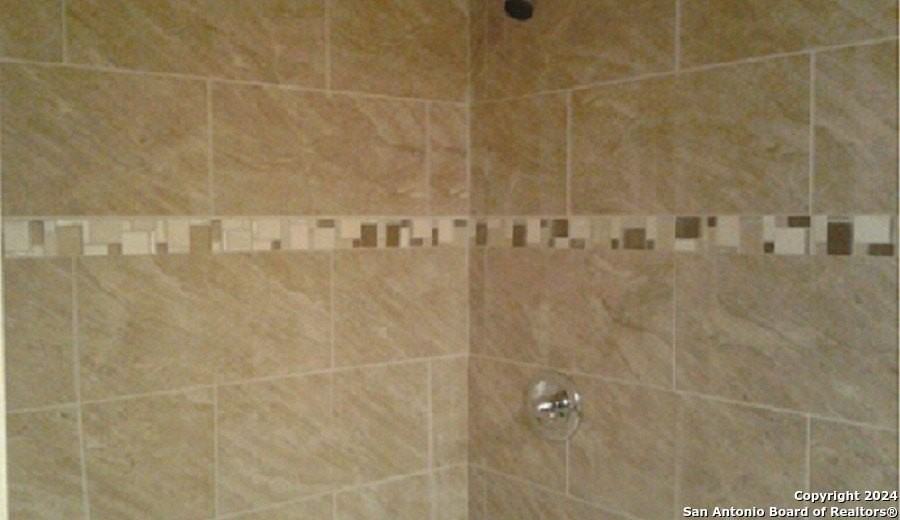 16331 Boulder Pass St - Photo 4 of 6