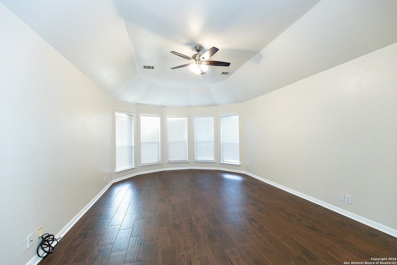 15718 Alamogordo - Photo 3 of 20