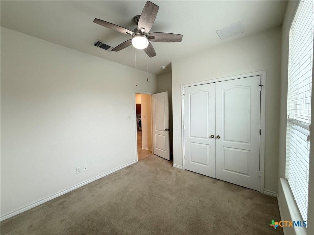 2065 Oxbow Cir - Photo 4 of 25