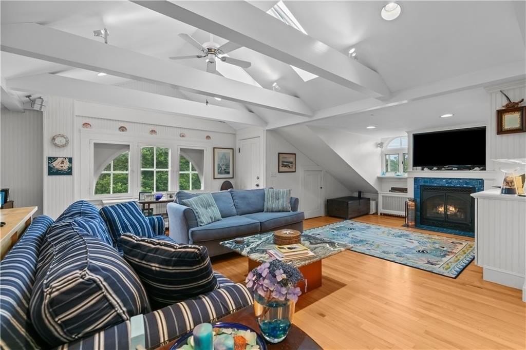 718 Bellevue Ave Apt 5 - Photo 7 of 34