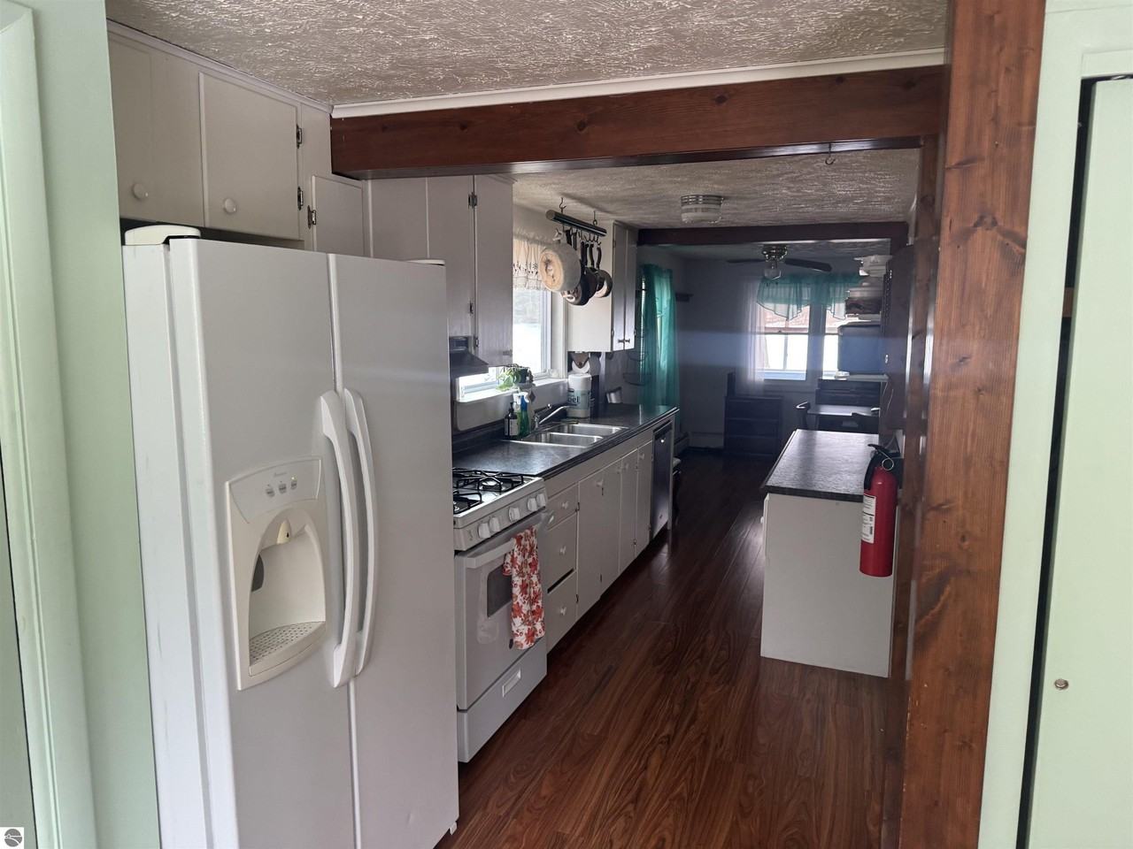 2704 W Log Lake Rd Ne - Photo 5 of 9