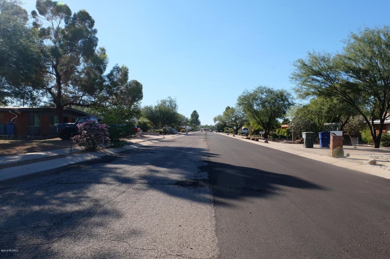 7852 E Elida St - Photo 7 of 29