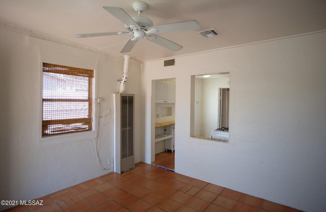 3026 N Sparkman Blvd Apt A - Photo 5 of 22