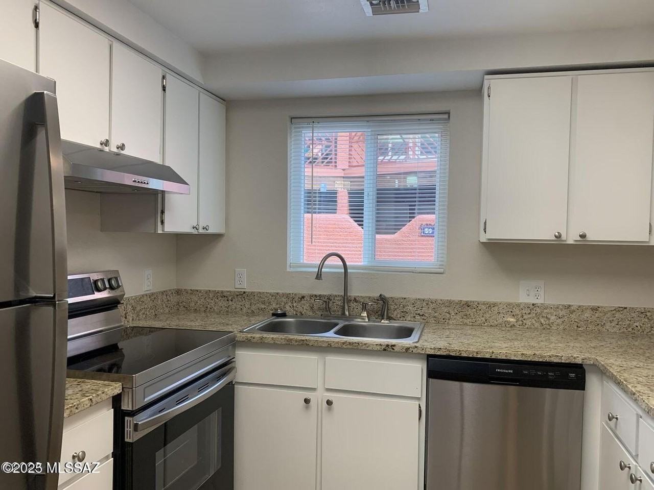 6255 N Camino Pimeria Alta Apt 37 - Photo 3 of 37