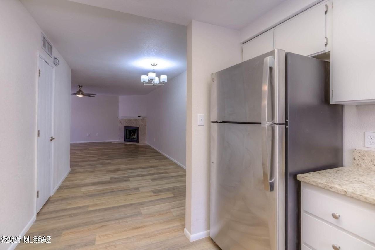 6255 N Camino Pimeria Alta Apt 37 - Photo 5 of 37