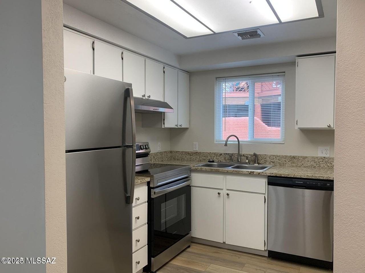 6255 N Camino Pimeria Alta Apt 37 - Photo 6 of 37