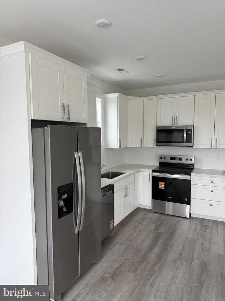 17680 Beaver Dam Rd - Photo 3 of 12