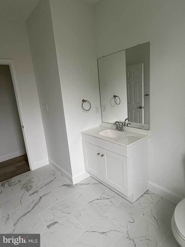 17680 Beaver Dam Rd - Photo 7 of 12