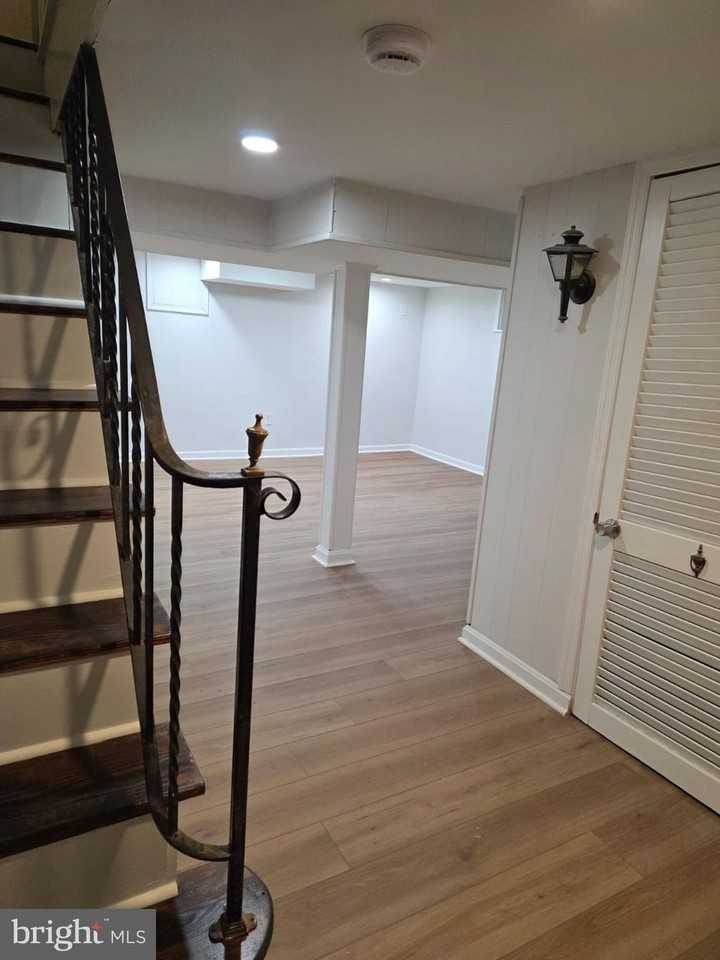 5927 Leewood Ave - Photo 7 of 16