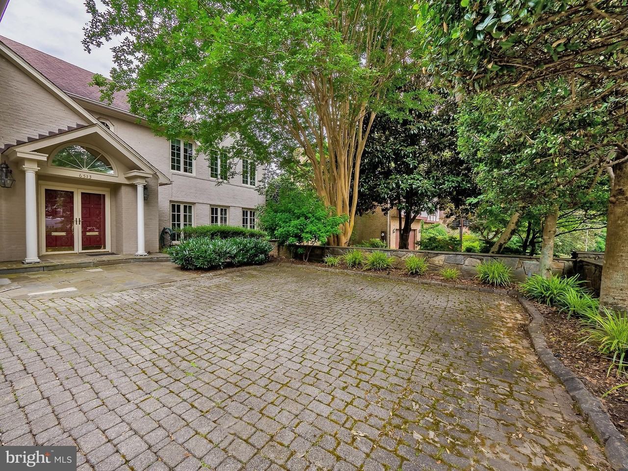 6513 Kenhill Rd - Photo 5 of 50