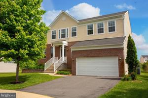 featured image of 8 Wellesley Ave