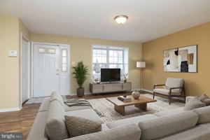 featured image of 4417 Somerset Ln