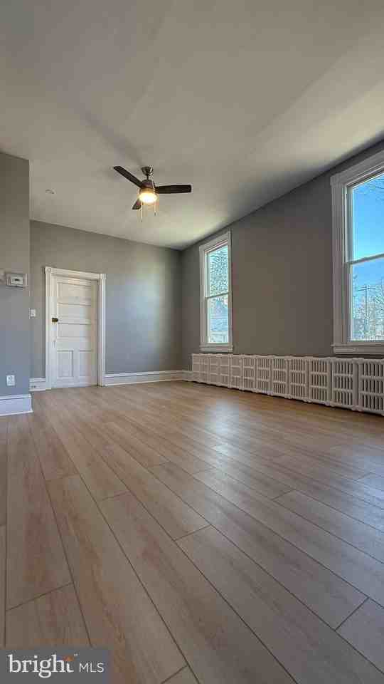 7827 7827 MONTGOMERY Avenue unit: Junior 1 Bedroom - Photo 3 of 14