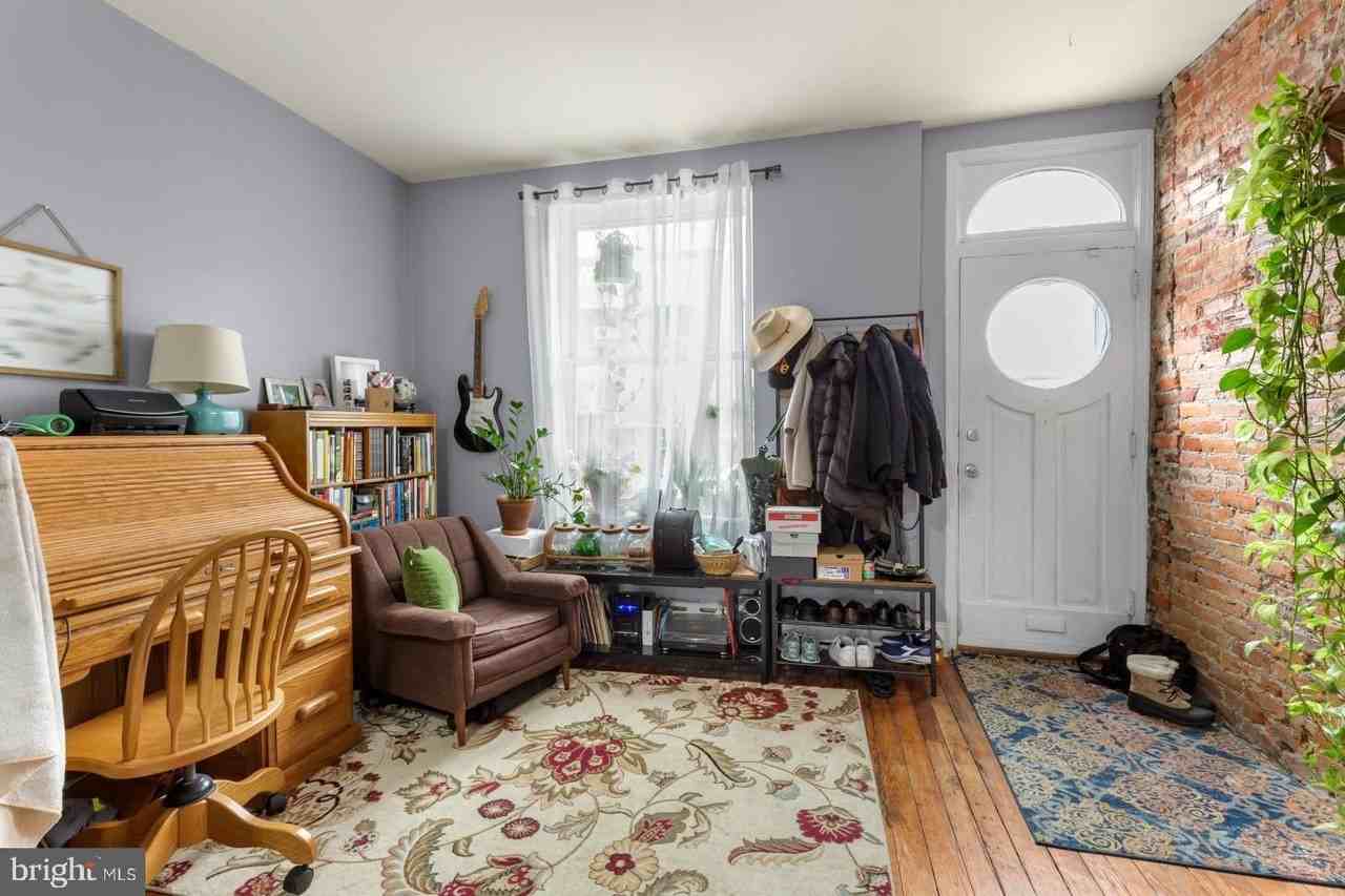 2536 S Reese St - Photo 2 of 24