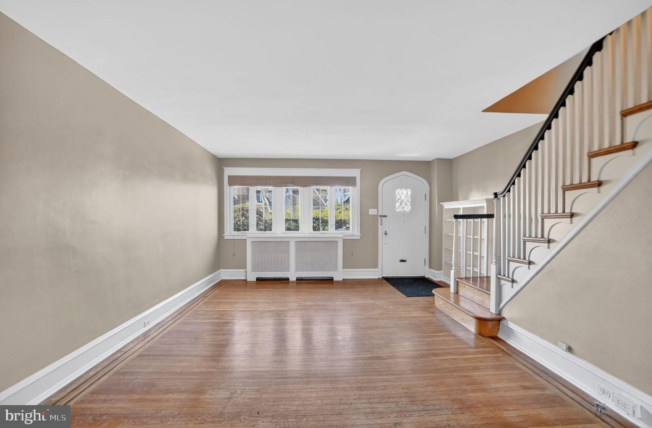 3456 W Queen Ln - Photo 7 of 30