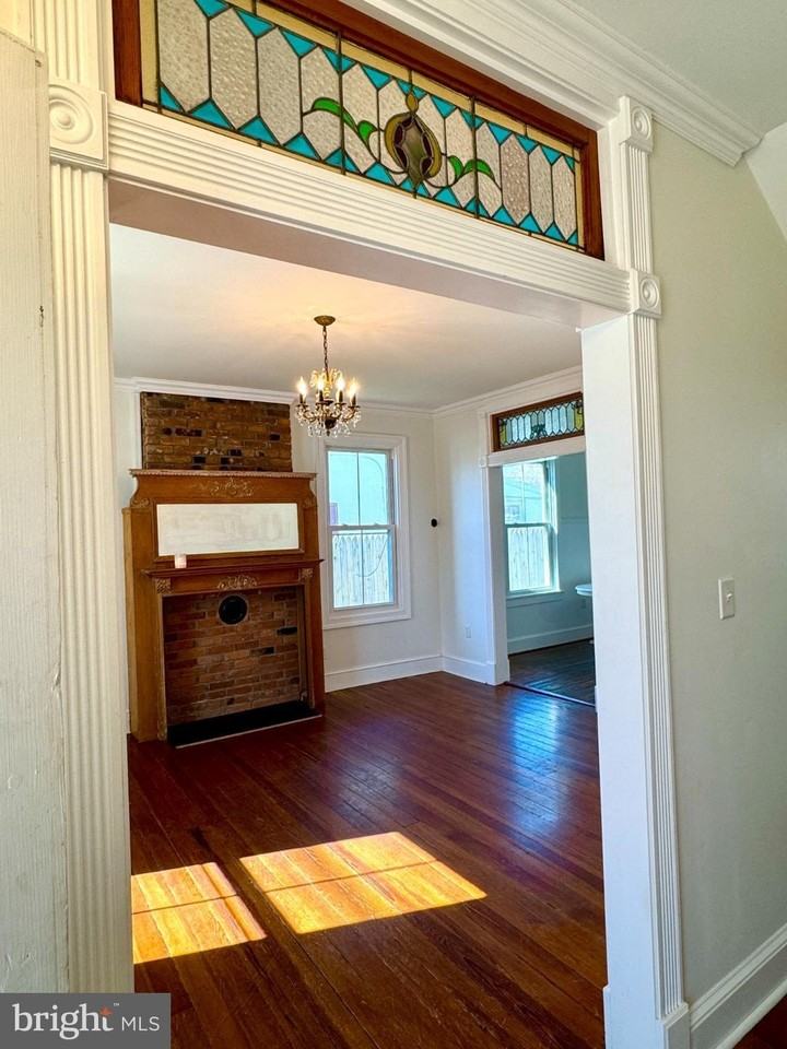 508 E Main St - Photo 6 of 26