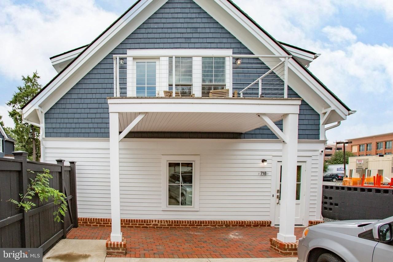 718 William St - Photo 3 of 27