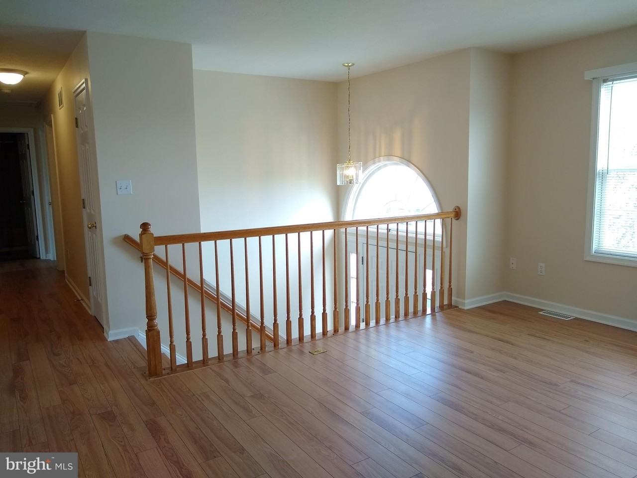 110 Rawlings Ave - Photo 3 of 23