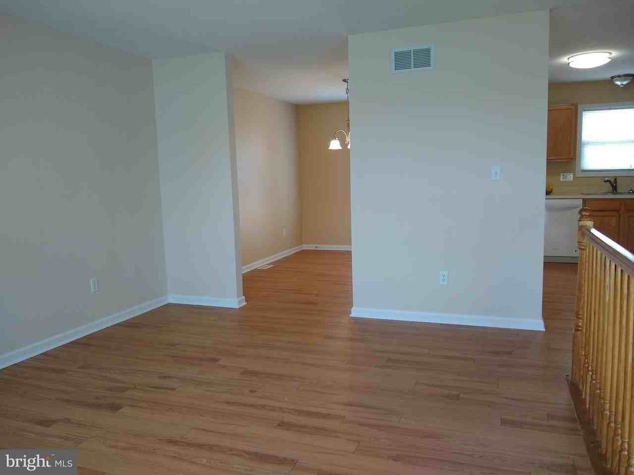 110 Rawlings Ave - Photo 7 of 23