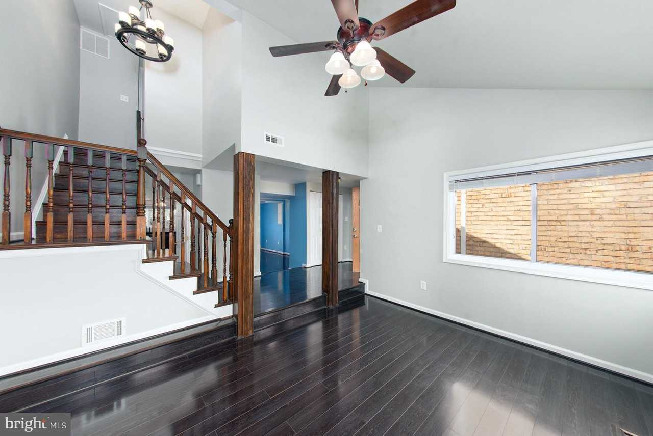 13349 Shea Pl - Photo 3 of 27