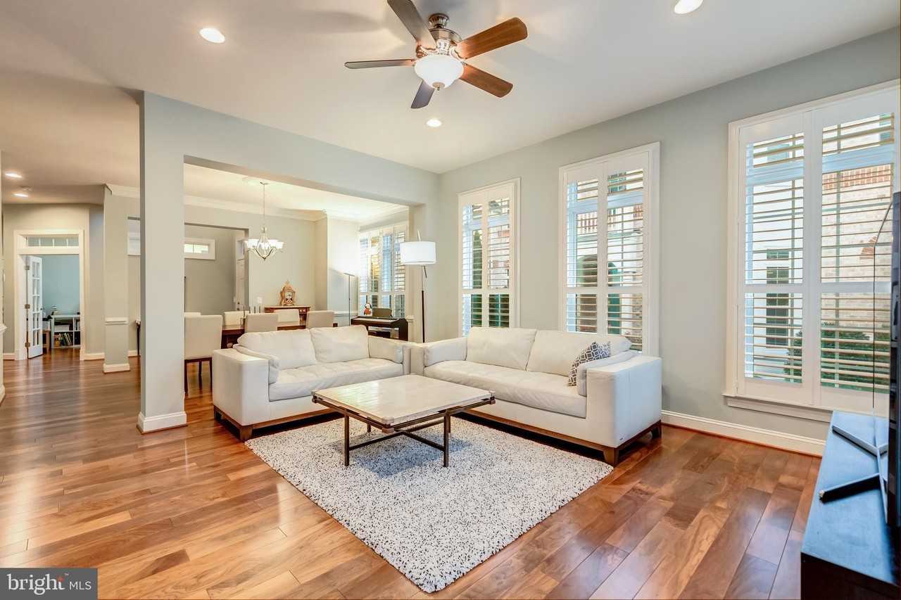 3873 Billberry Dr - Photo 4 of 42