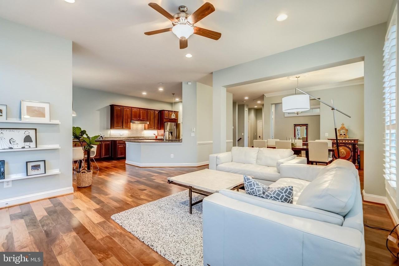 3873 Billberry Dr - Photo 5 of 42