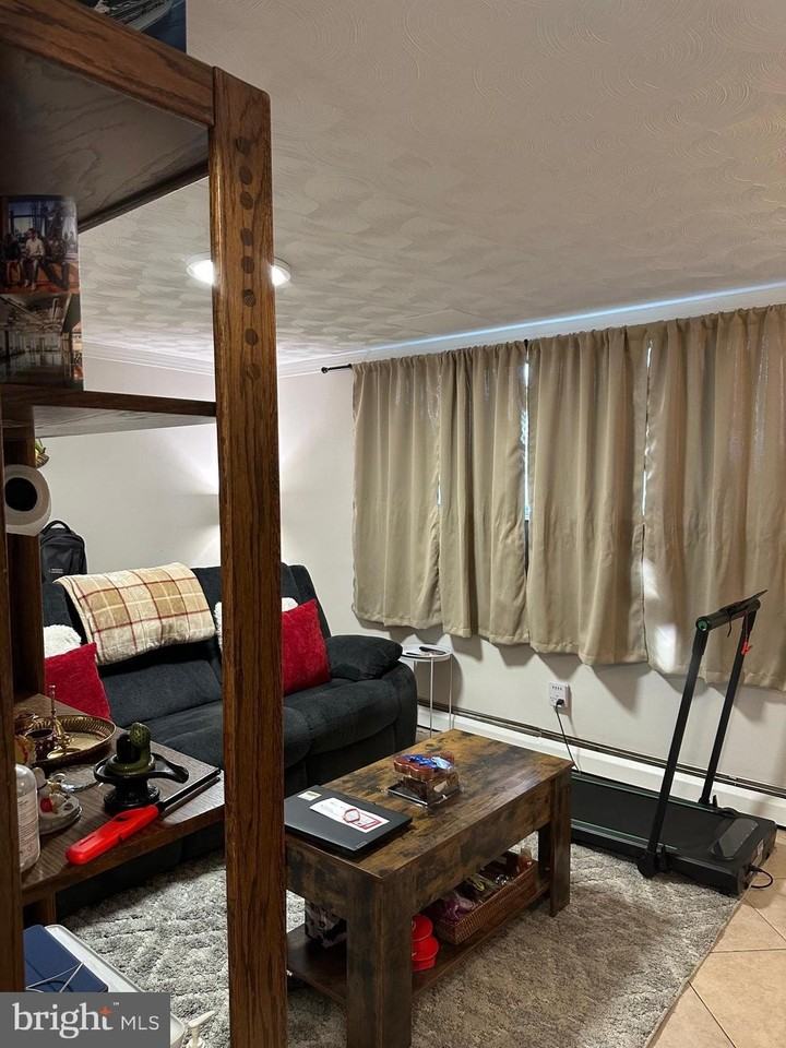 15030 Alabama Ave - Photo 5 of 23