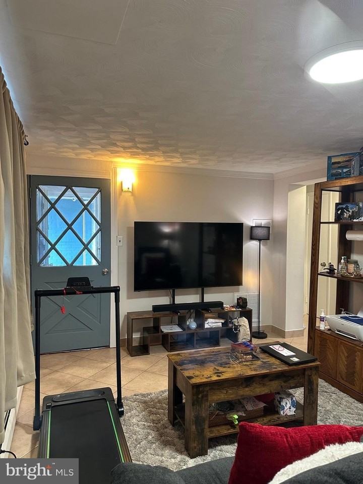 15030 Alabama Ave - Photo 7 of 23