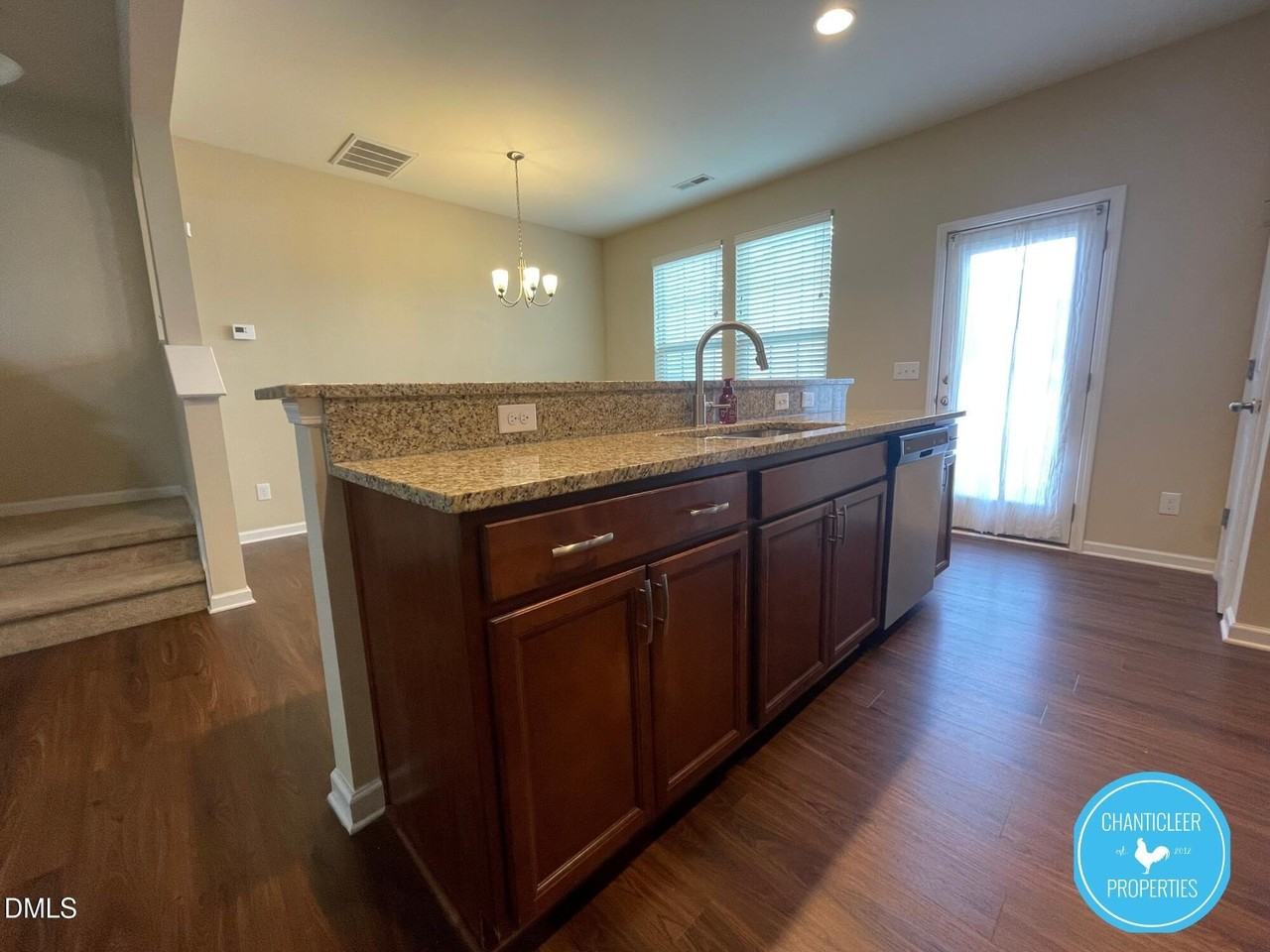 17 S Grey Abbey Dr - Photo 5 of 27