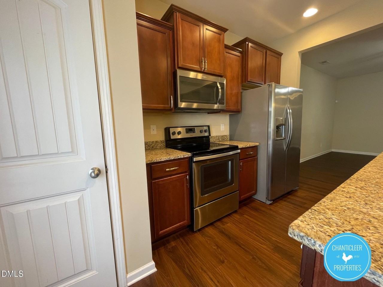 17 S Grey Abbey Dr - Photo 6 of 27