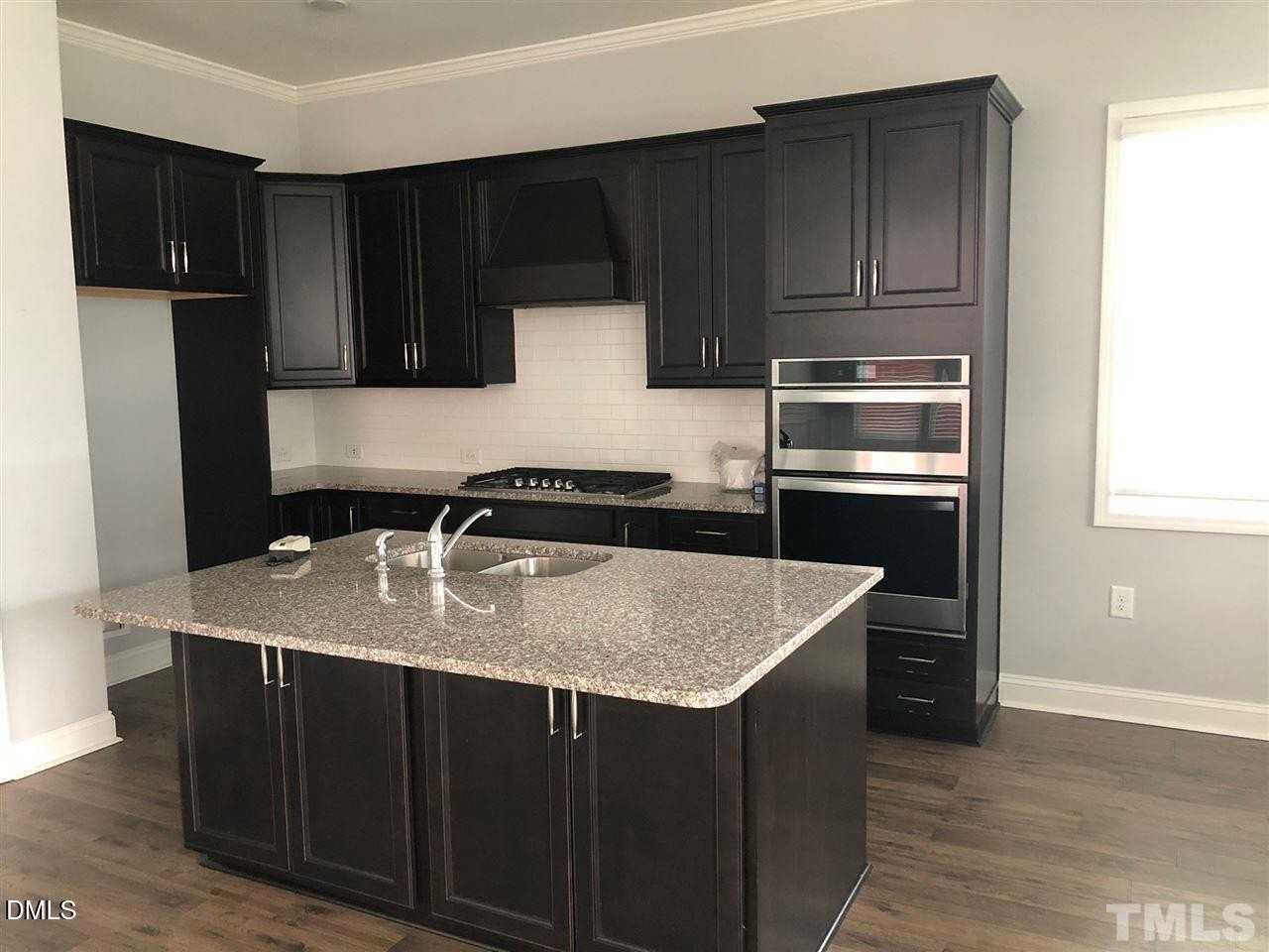 444 Bridgeton Ave - Photo 2 of 17