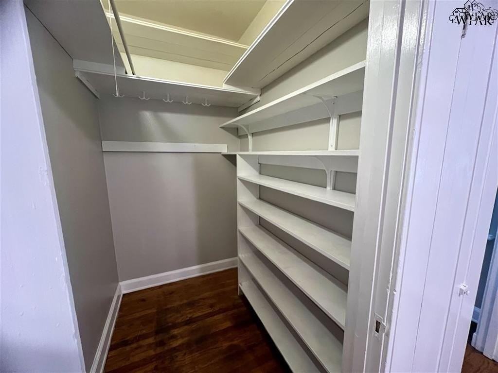 1109 Harrison St #6 - Photo 4 of 8