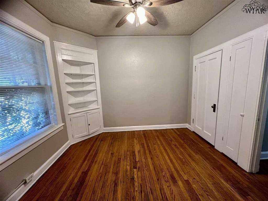 1109 Harrison St #6 - Photo 5 of 8