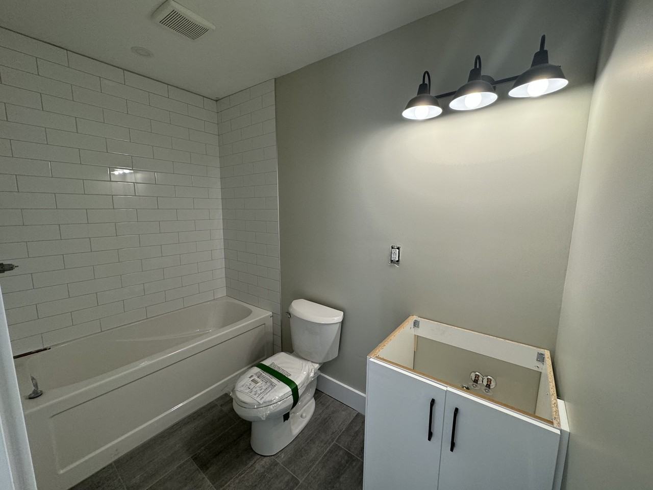 350 Ellerdale St #303 - Photo 6 of 6