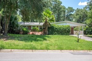 featured image of 1009 Nw 39th Dr #1