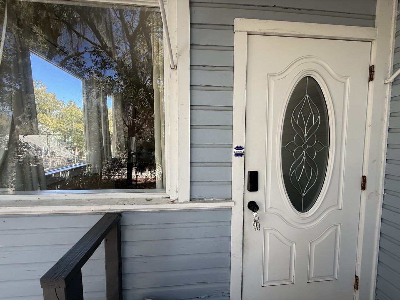 824 E University Ave #C - Photo 2 of 17