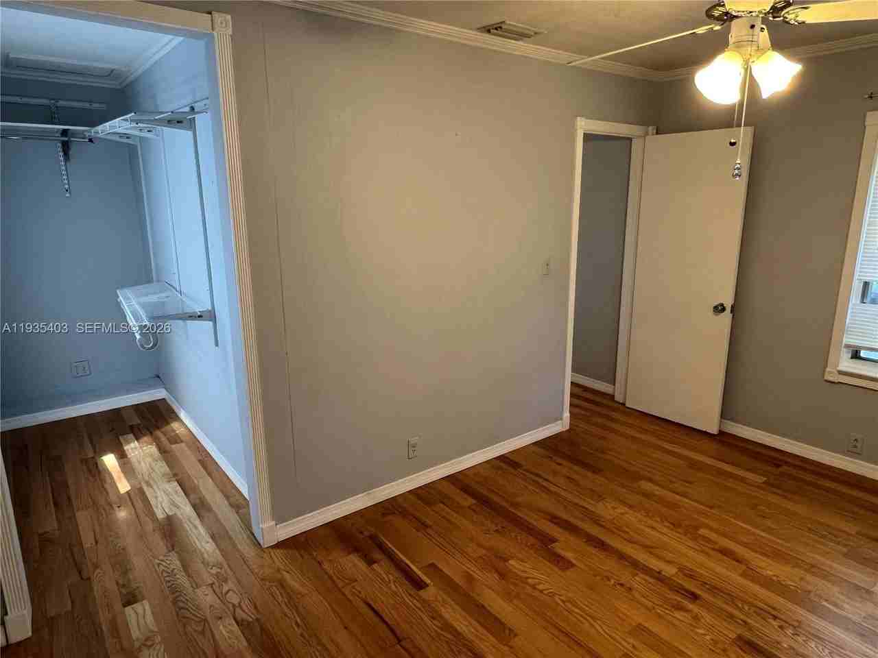 606 Sw 11th St #0 - Photo 7 of 19