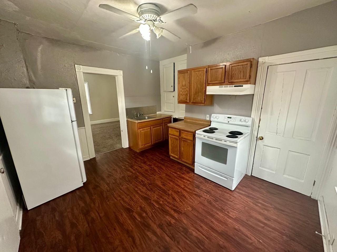 206 Courtland St Rear #REAR - Photo 2 of 9