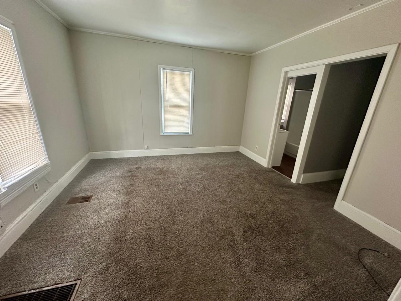 206 Courtland St Rear #REAR - Photo 6 of 9