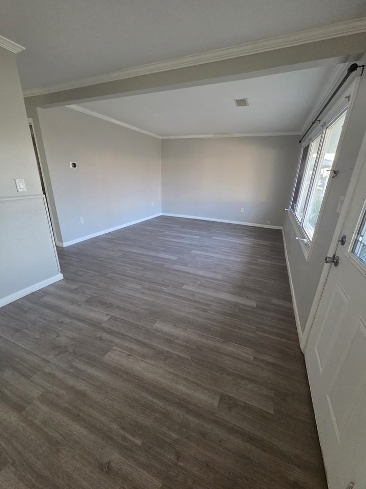 2210 Capri Ave #1 - Photo 2 of 17