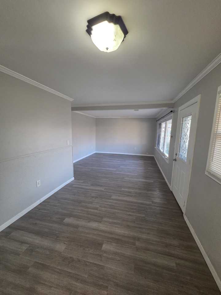 2210 Capri Ave #1 - Photo 3 of 17