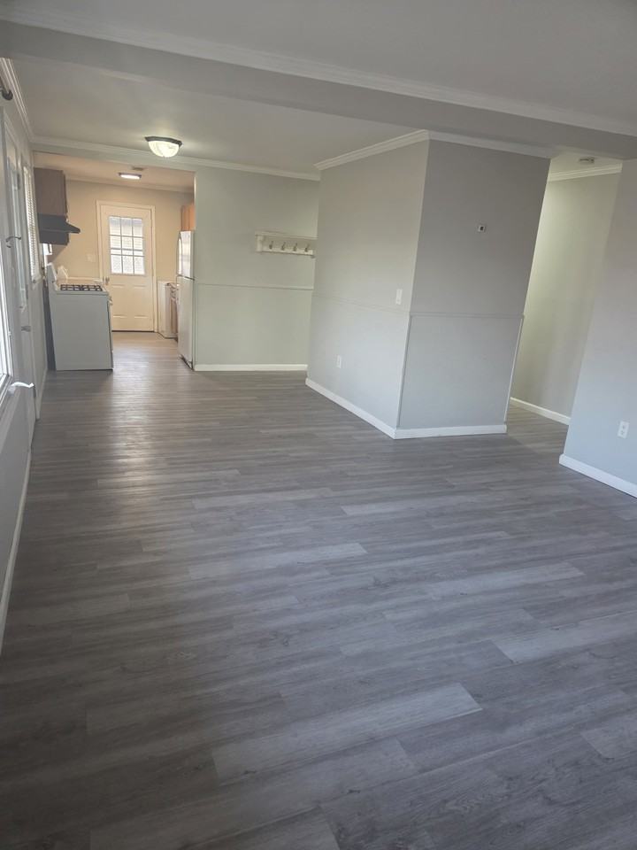 2210 Capri Ave #1 - Photo 5 of 17