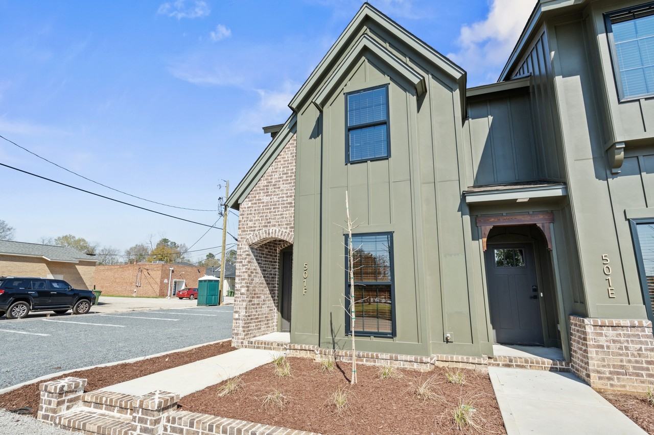 501 W Cheves St #E - Photo 4 of 43