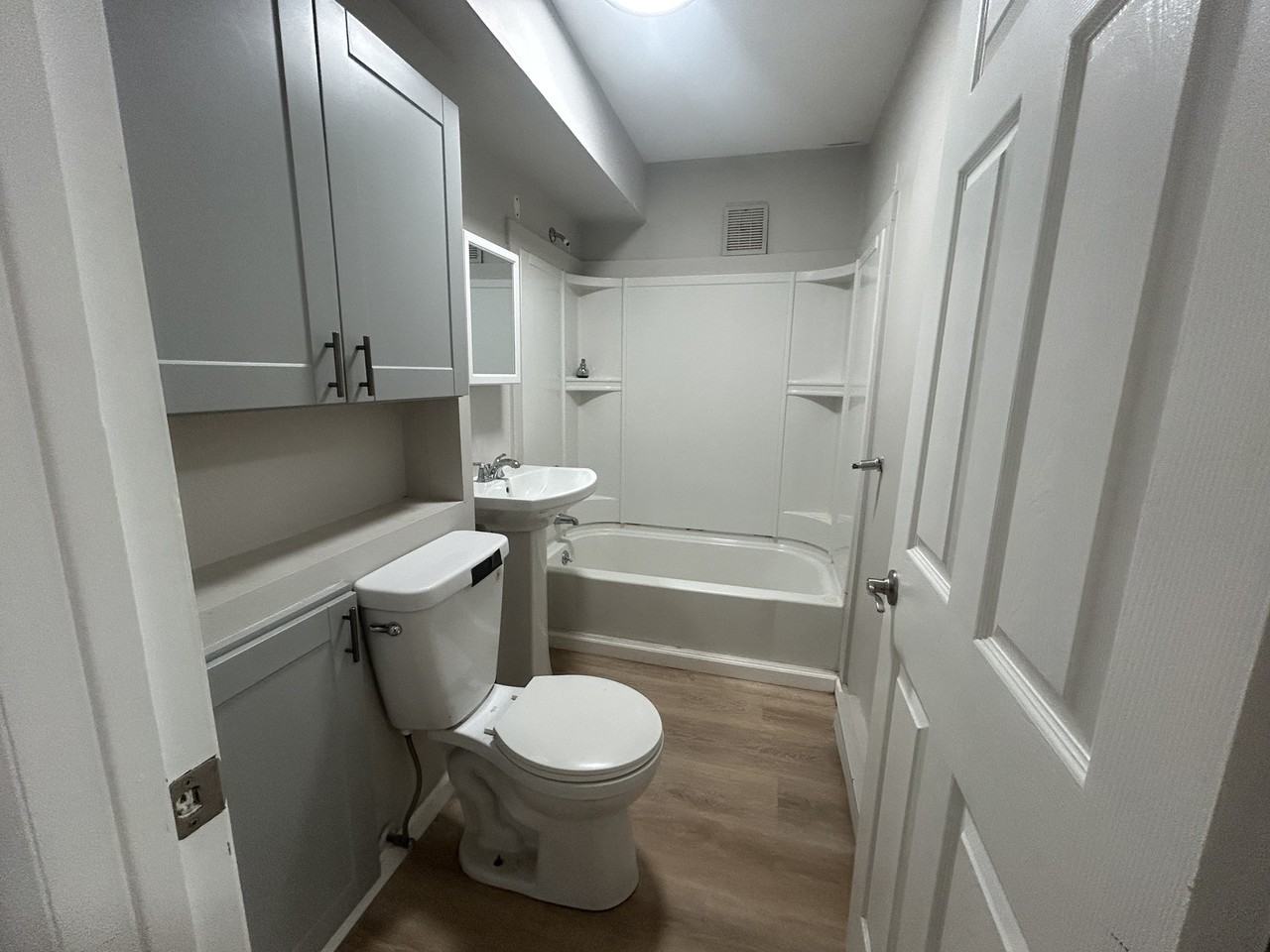 55 Alcove St #4 - Photo 3 of 6