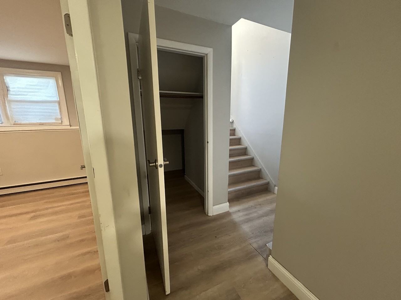 55 Alcove St #4 - Photo 4 of 6